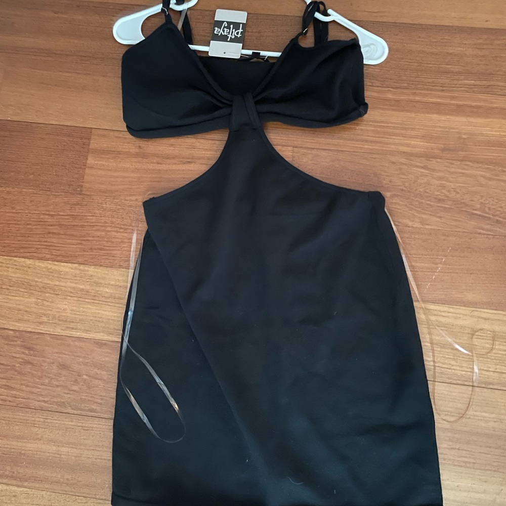 pitaya black cut out dress, size large